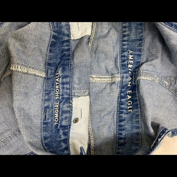 American Eagle | Distressed Tomgirl Short Overal - Picture 7 of 8